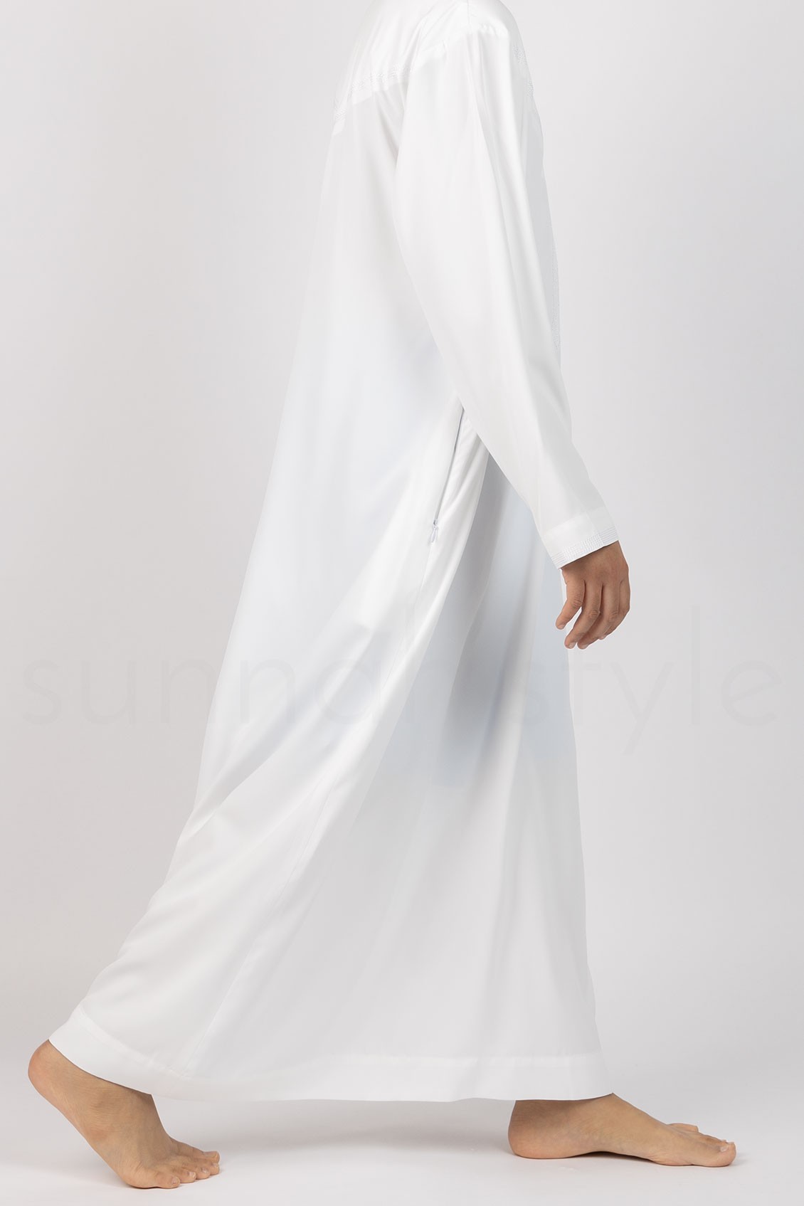 Sunnah Style Boys Omani Embroidered Thobe Child White